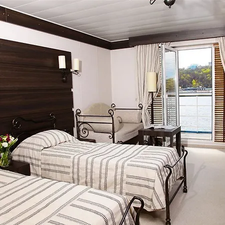 Bakkara Hotel 3*